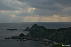 押寄せる光波