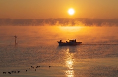 夜明けの漁場