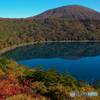 火口湖の朝Ⅱ