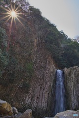 祈りの滝