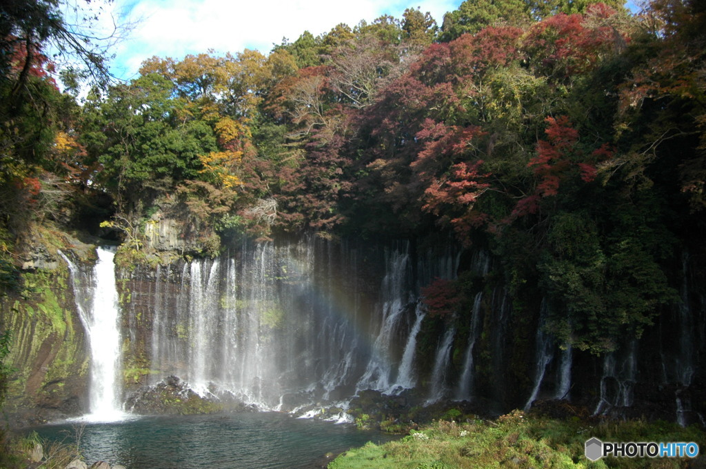 虹の白糸の滝