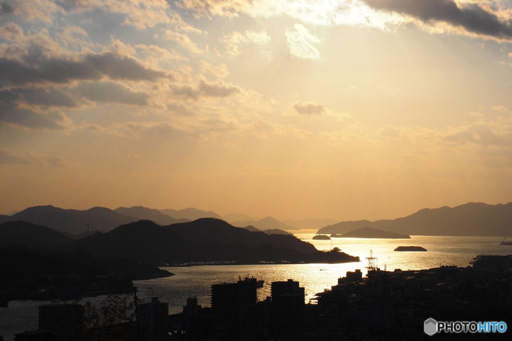 金色の多島海