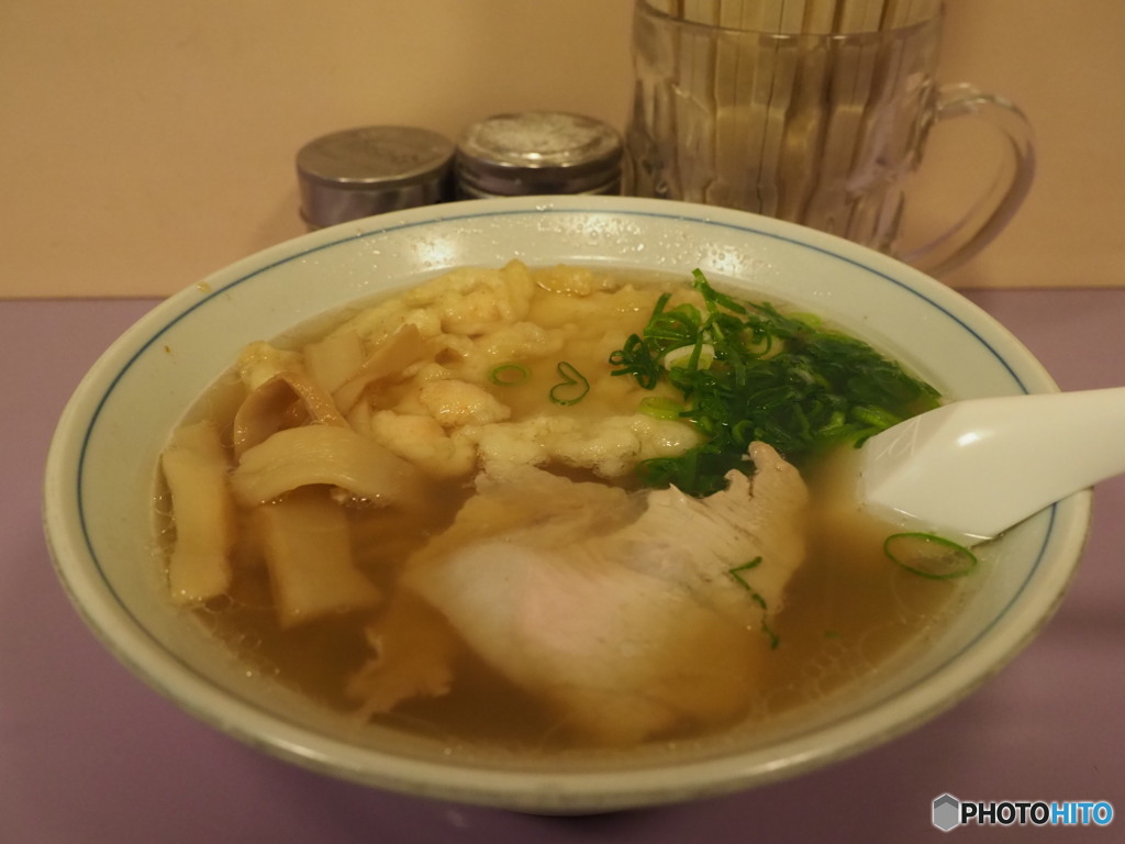 常連さんおなじみの天ぷら中華