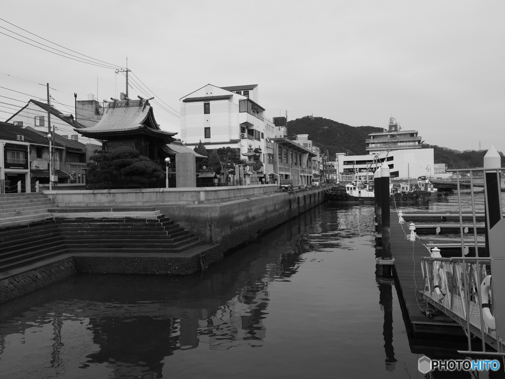 雁木の残る浜