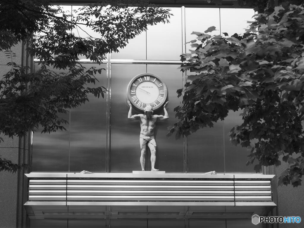 Atlas Clock ～時の重みを背負って～
