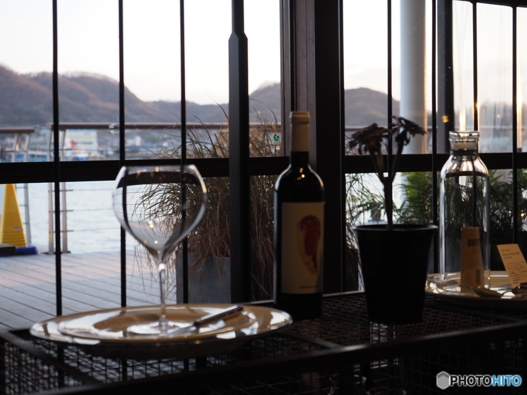 a view through the wineglass