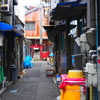 路地奥の赤鳥居