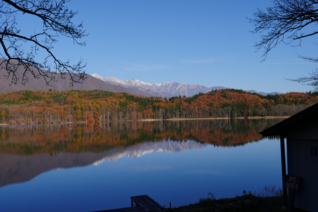 晩秋の青木湖③