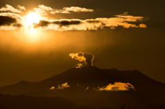 夕焼けの御嶽山