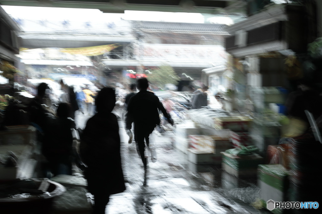In Shanghai　水产市场