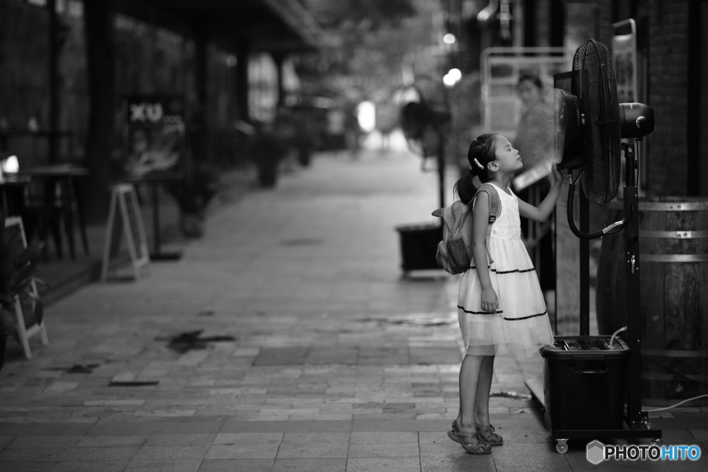 In Shanghai　上海の日常　つま先立ち