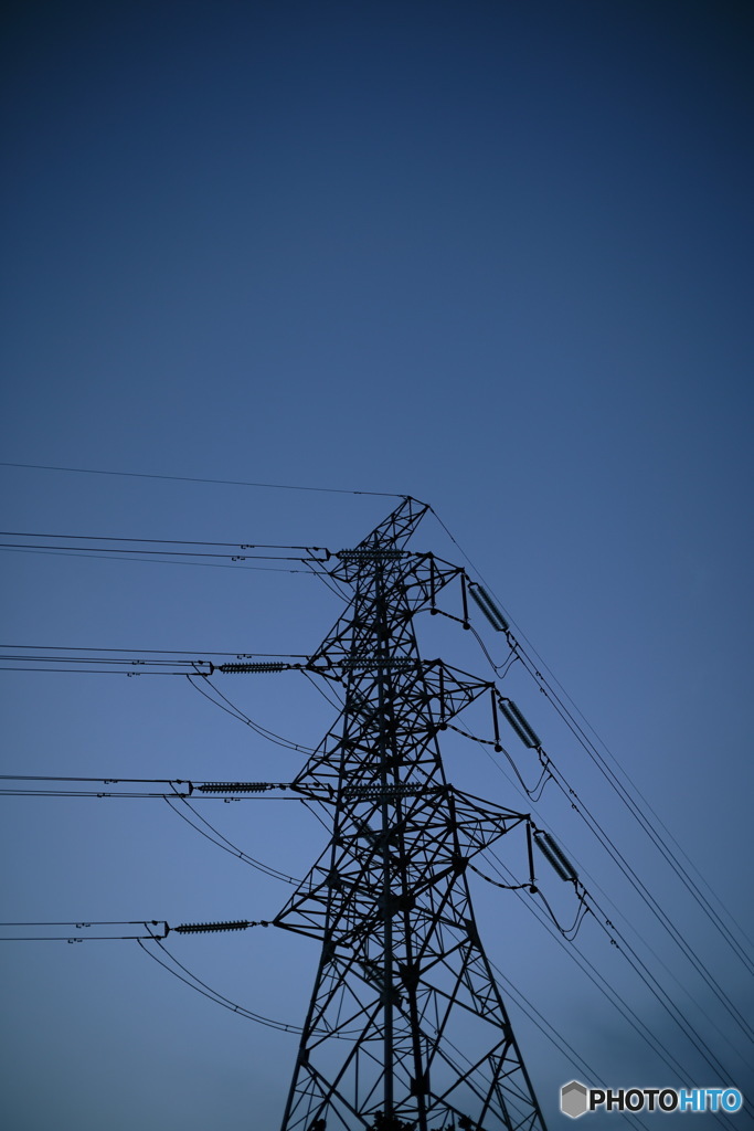 In Shanghai　四角鉄塔