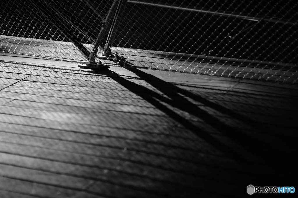 陰影　桟橋