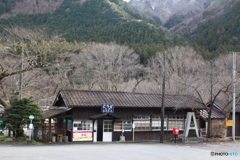 神戸（ごうど）駅にて②