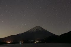 夜明け前