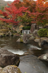 渓石園
