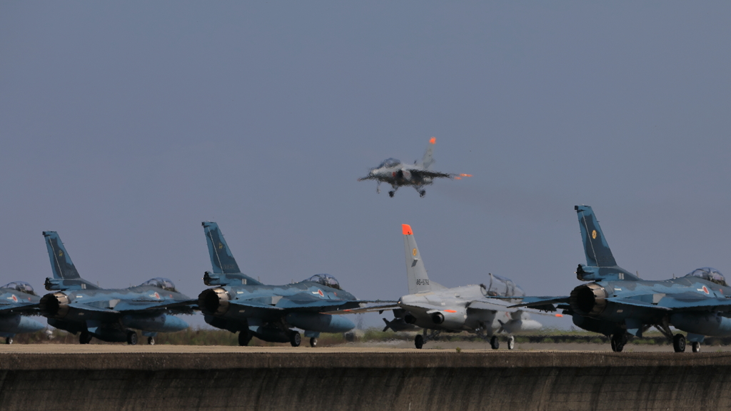 築城基地F-2⑤