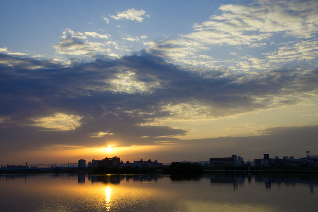 早朝の淀川１