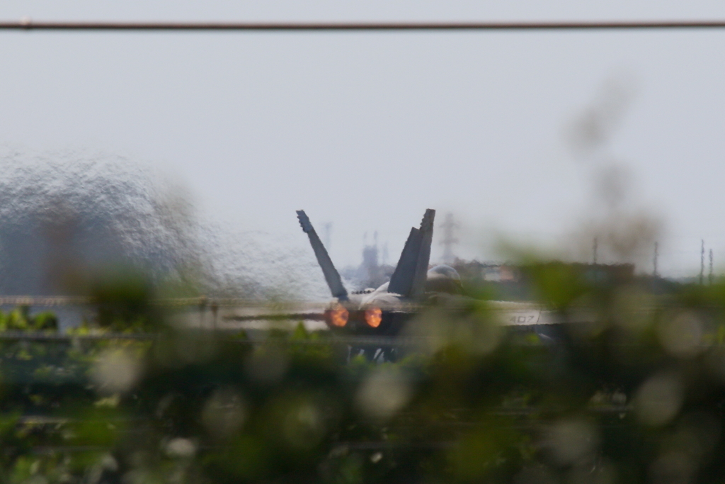 ＮＦ４０７離陸