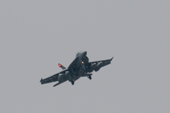 玄関開けたら戦闘機