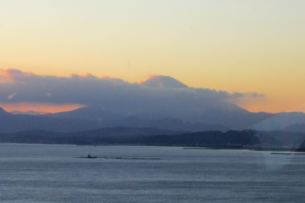 烏帽子岩