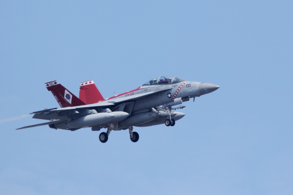 ＶＦＡ－１０２ １００