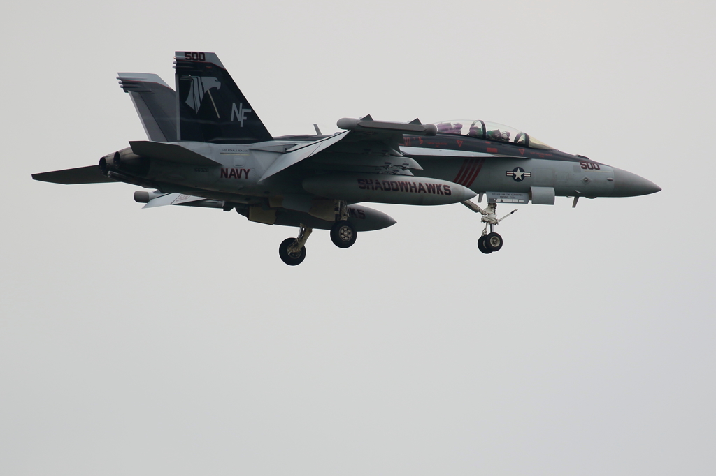 ５００ ＥＡ－１８Ｇ