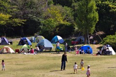 公園にテントは必需品