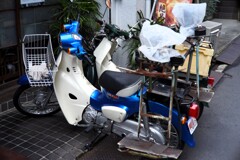 働く単車