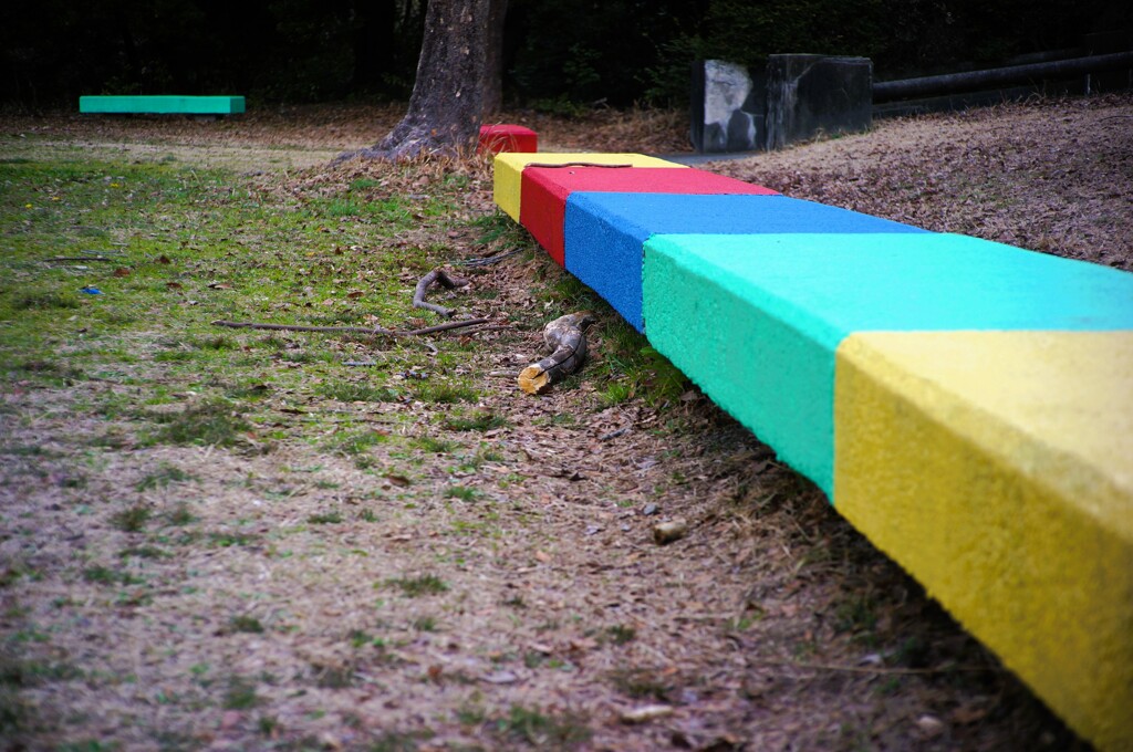 カラフルベンチ