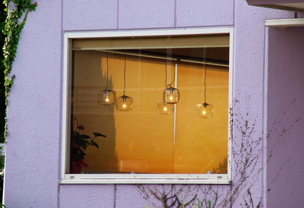 早朝のカフェ