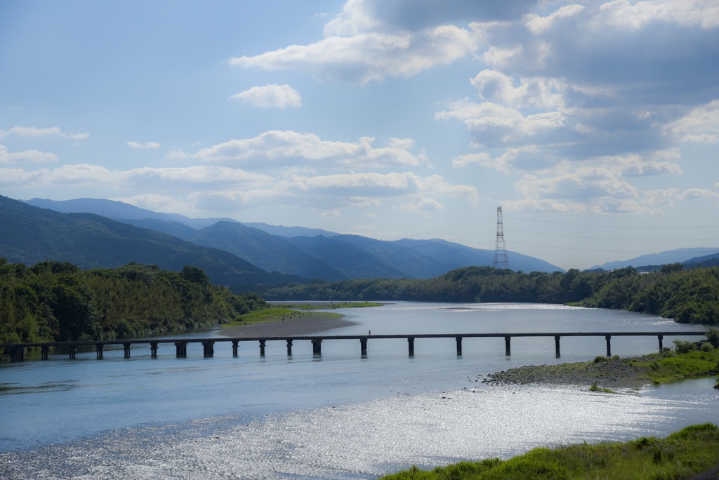 沈下橋..*