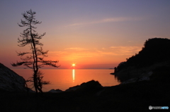 入り江の夕陽