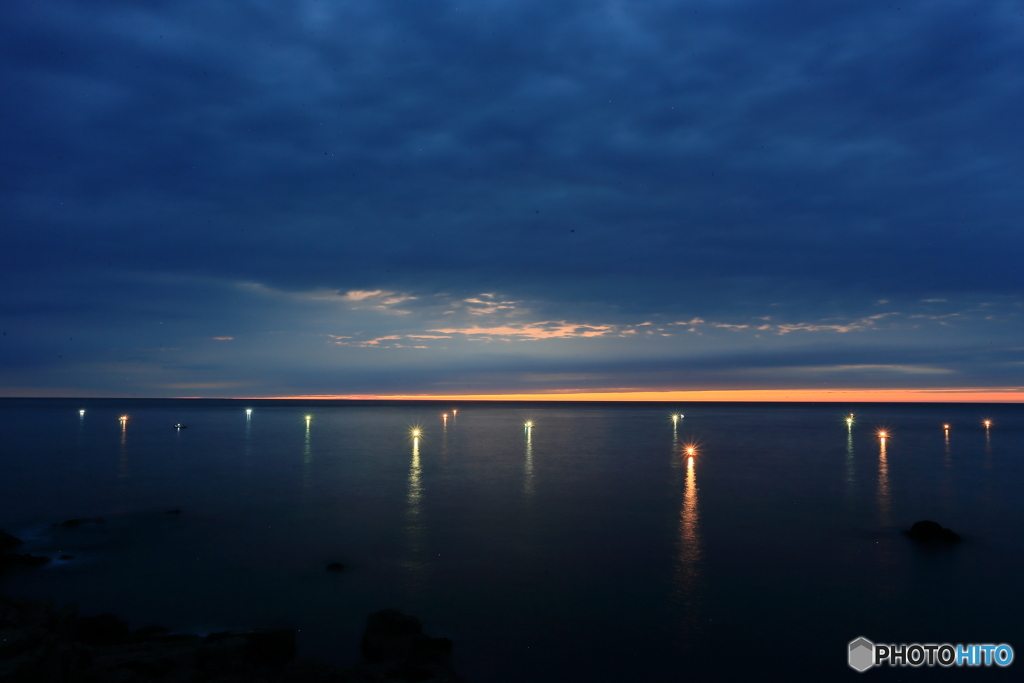 海の灯り