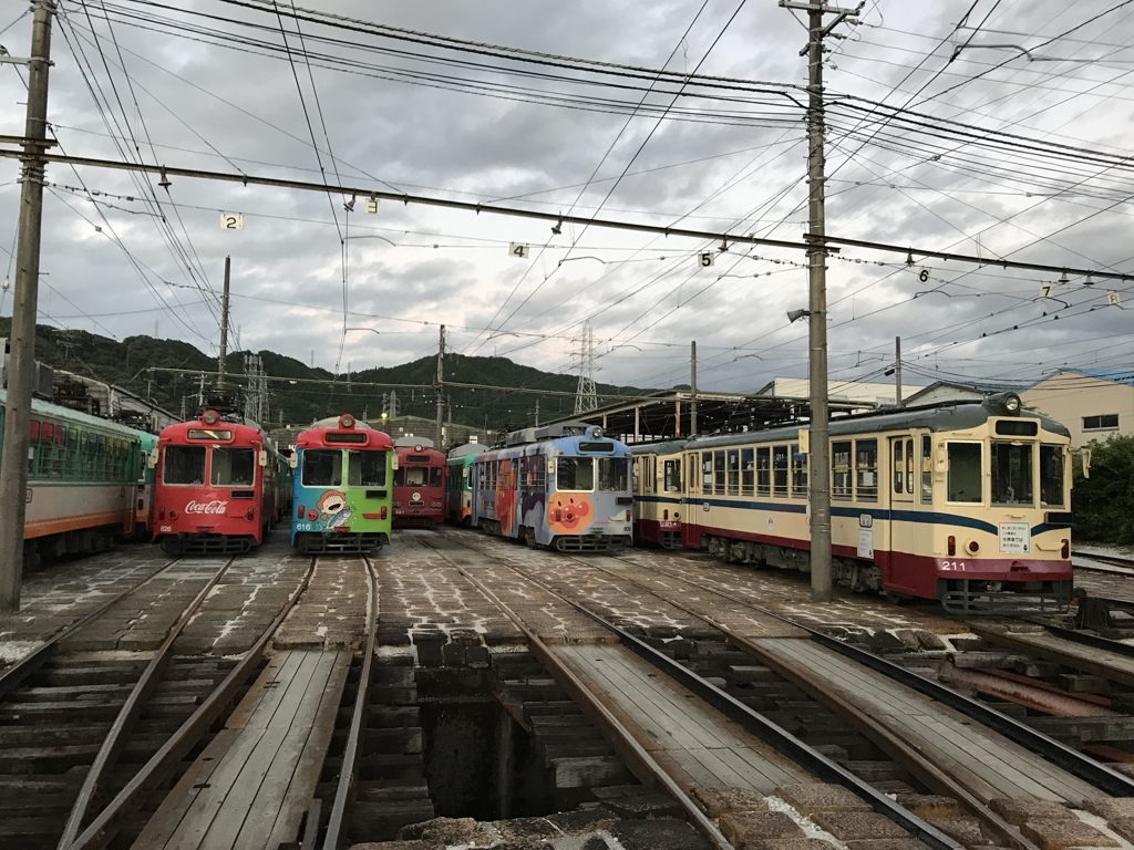 桟橋車庫前より