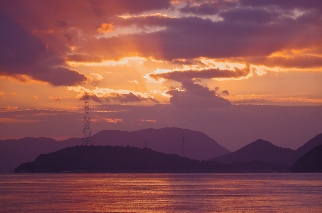 瀬戸の夜明け。。