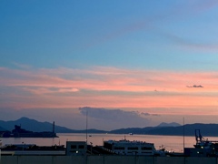 雨上がりの夕暮れ