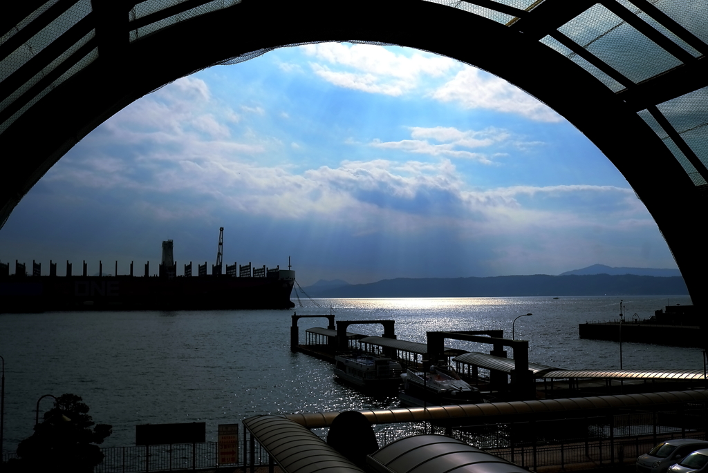 キラキラ輝く海