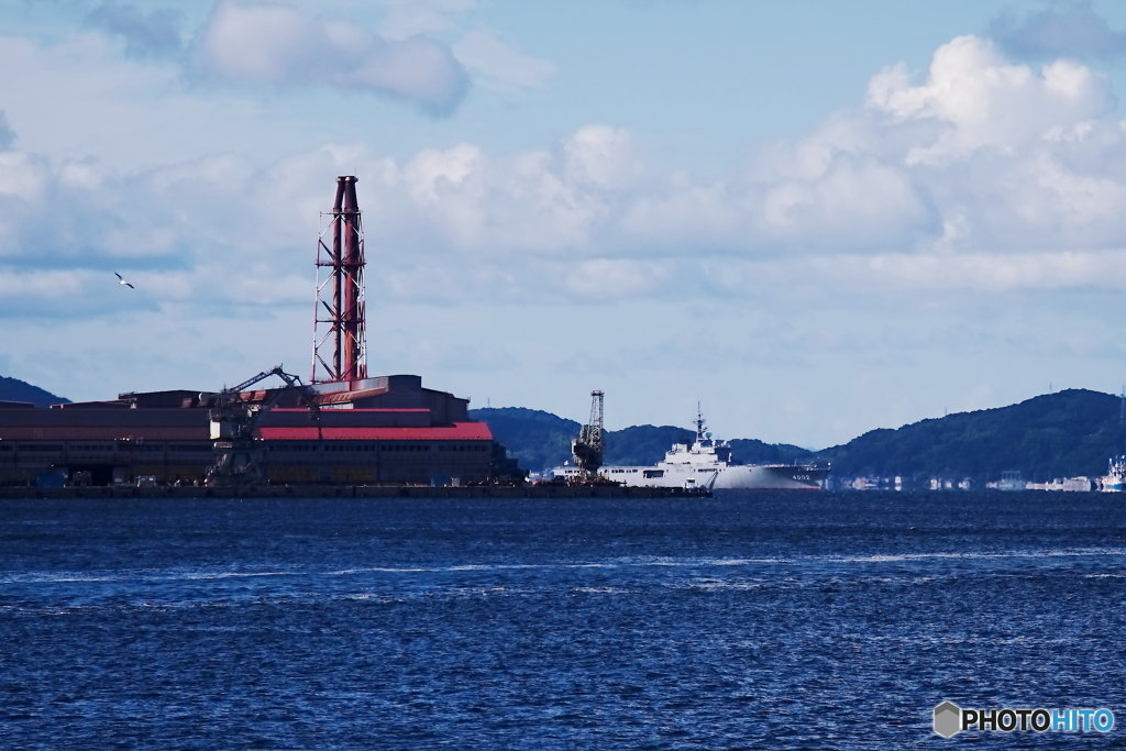 輸送艦　しもきた　４００２
