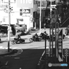 爆音轟く