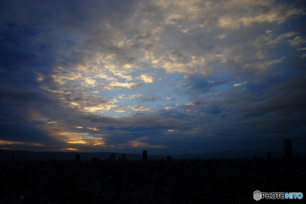 大阪の夜明け②