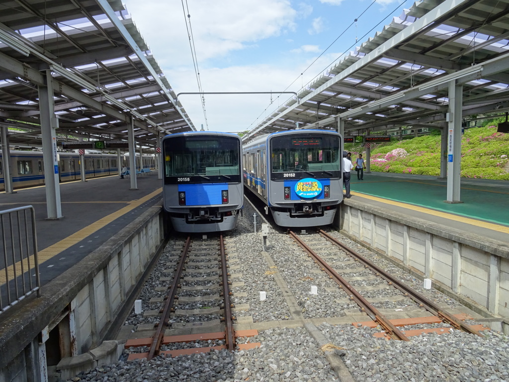 西武鉄道20000系いきなり黄金伝説号？