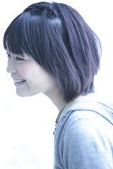 横顔。