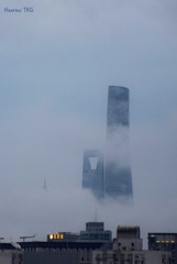 摩天楼。