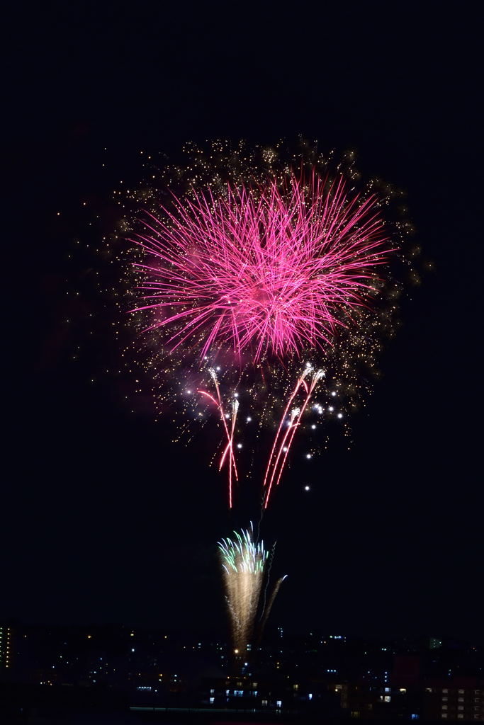 鶴見川花火大会2016