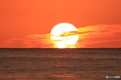 今朝の太陽（室蘭イタンキ浜）