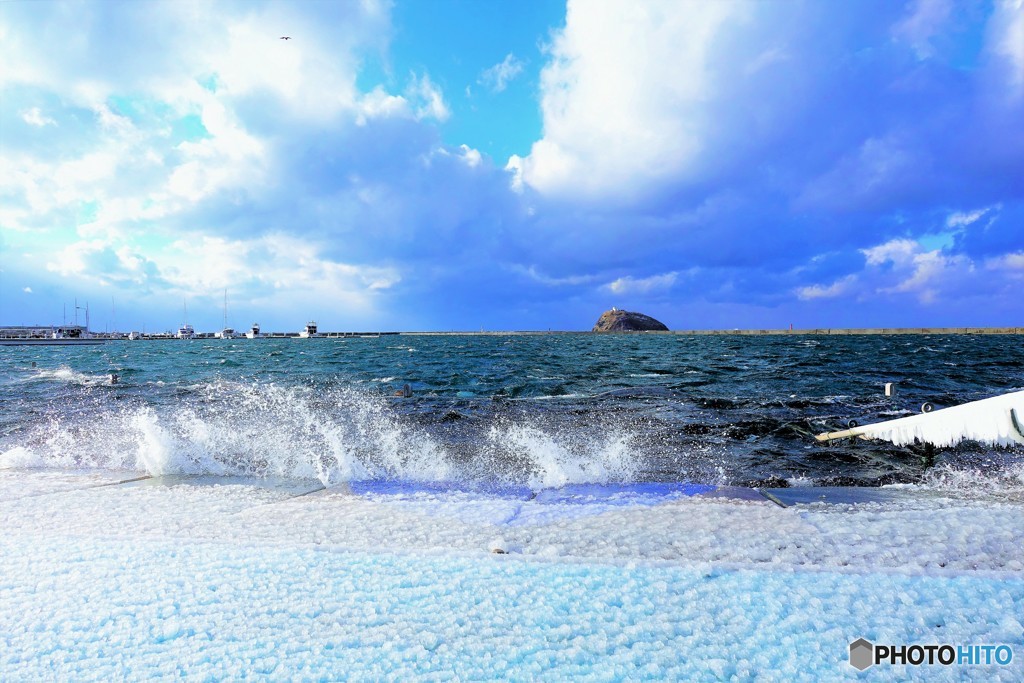 Frozen beach エンルムマリーナ