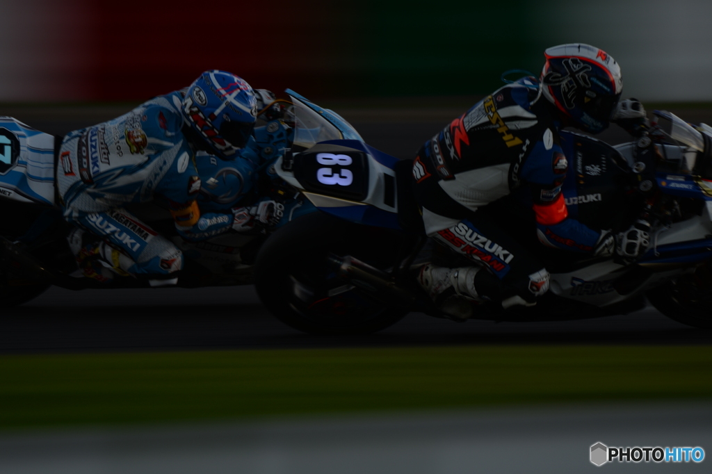鈴鹿８耐　4