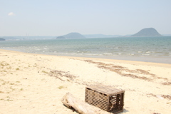 海の向こう