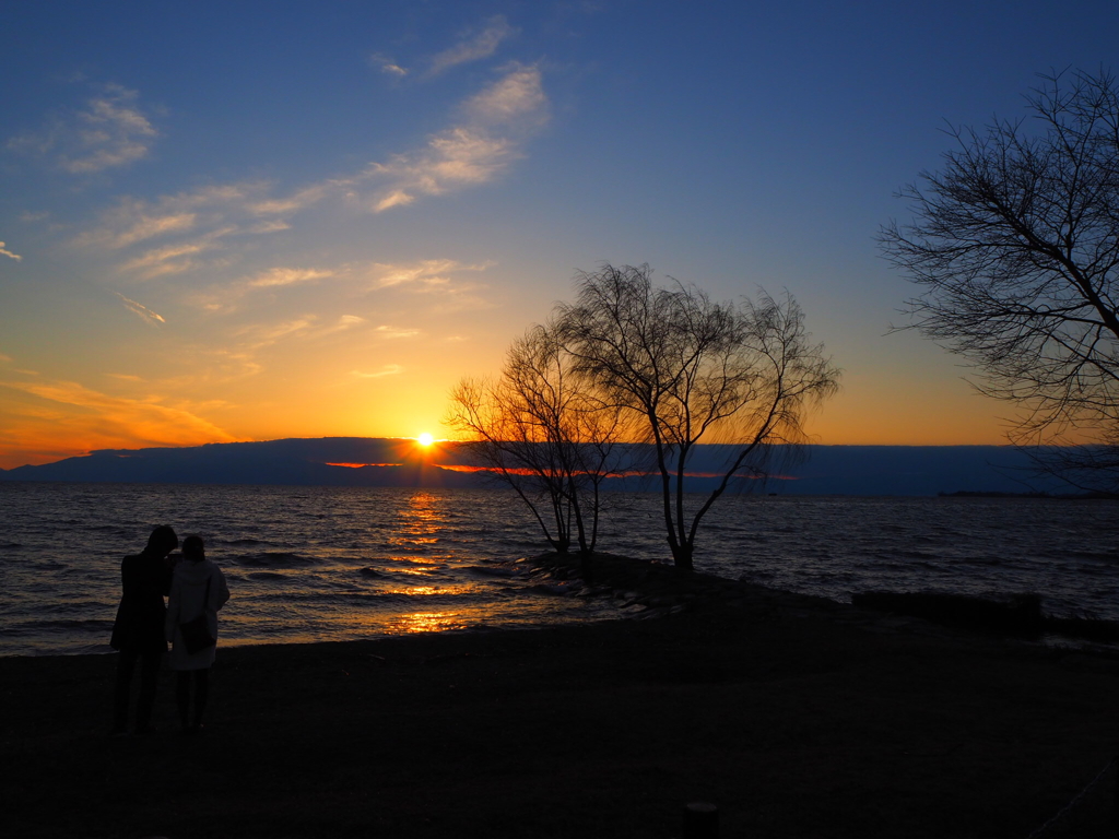 琵琶湖の夕日